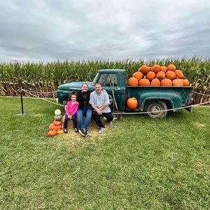 Meet your Posher, Cary